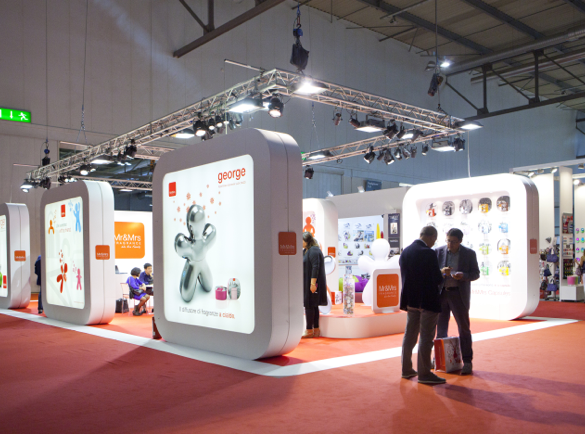 1. Avoir un stand attrayant | 7 astuces pour ouvrir la discussion lors d'un salon